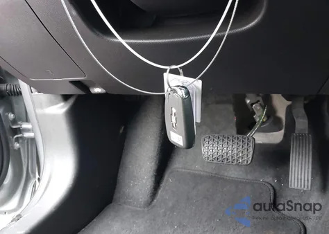 2025 Chevrolet Trax Fwd Lt из США, поврежденный, VIN KL77LHEP5SC240377